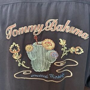 TOMMY BAHAMA 100% SILK  Men’s  XXL Cactus “Cocktail Mirage” Shirt Button Front